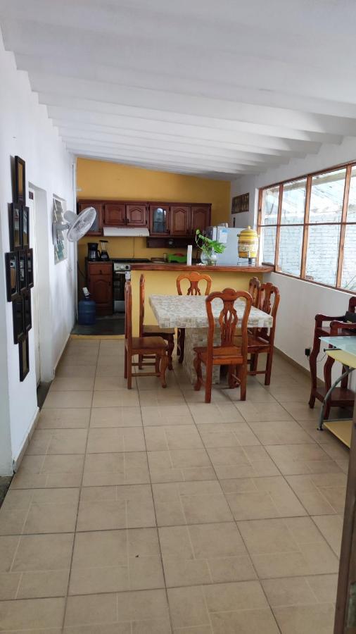 Hotel Casa Sixta A 7Min Del Aeropuerto Internacional Pmx Y 2 Cuadras Terminal Autob Ado Puerto Escondido  Exterior foto